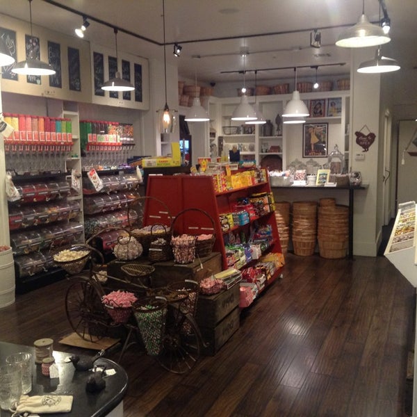 Healdsburg General Store 145 visitors