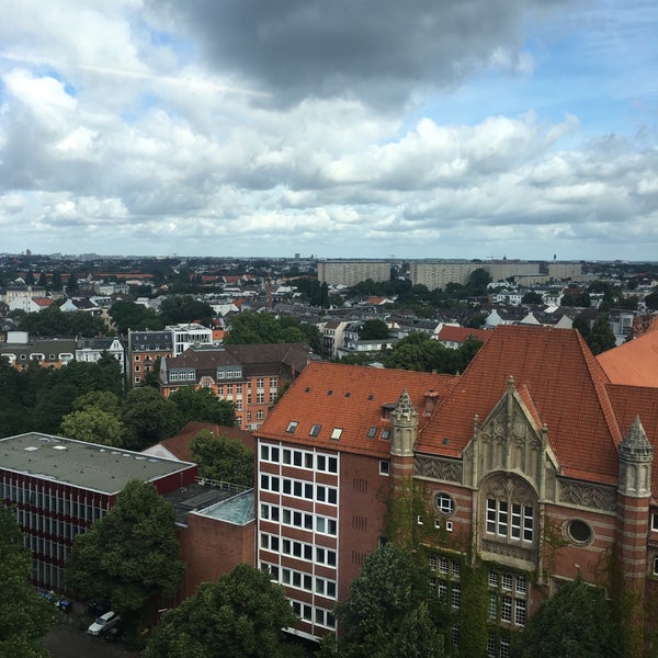 Photo taken at Universität Hamburg by Jan L. on 7/9/2016