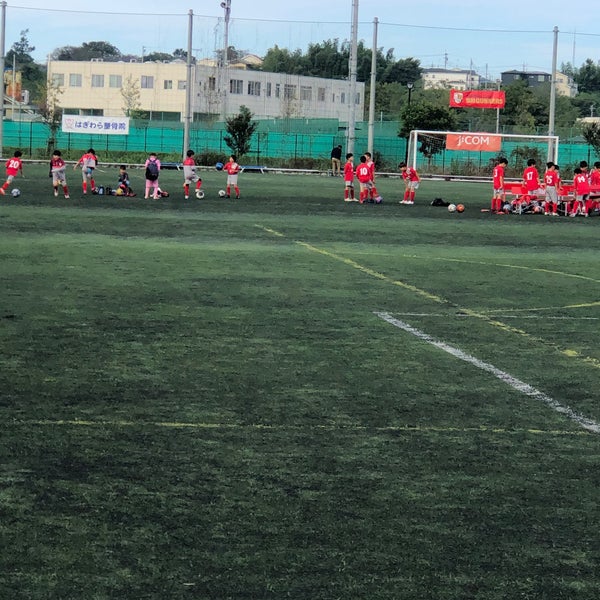 ジェイコム北市川スポーツパークは観覧スタンド 夜間照明のテニスコートがメイン こどもとともに