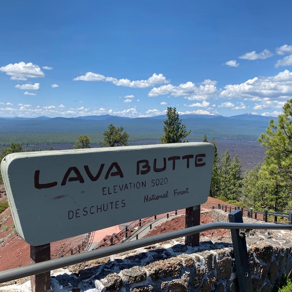 Butte Volcano Lava Butte - Volcano