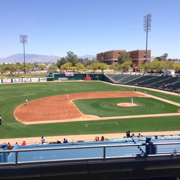 4/13/2014 tarihinde Marvin C.ziyaretçi tarafından FC Tucson'de çekilen fotoğraf