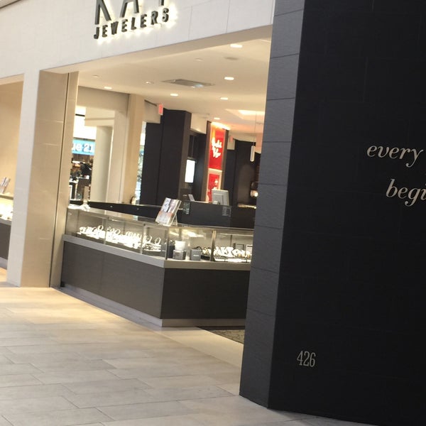 Kay Jewelers Jewelry Store in Colonial Heights