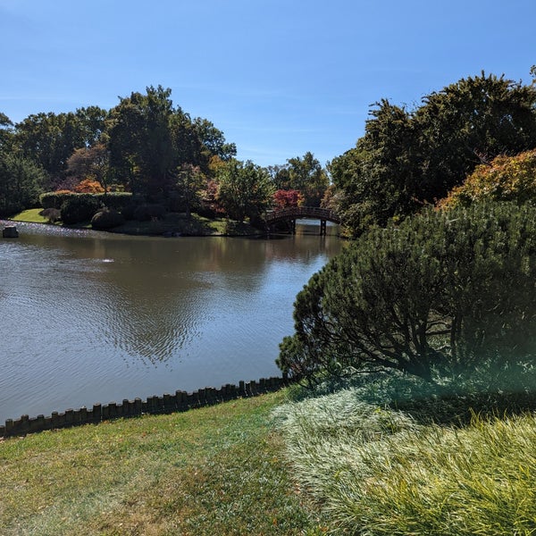 รูปภาพถ่ายที่ Missouri Botanical Garden โดย Dionne J. เมื่อ 10/15/2022