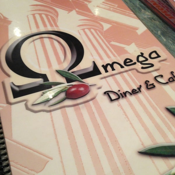 Foto tomada en Omega Diner  por Monica Z. el 1/1/2013