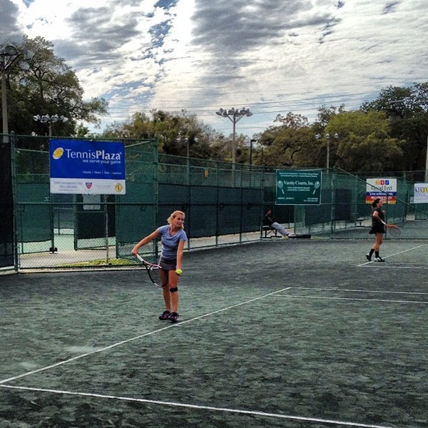 Foto tirada no(a) Orlando Tennis Center por Kurt P. em 3/1/2013