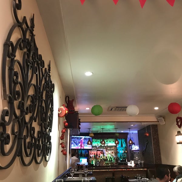 Foto diambil di Two Lizards Mexican Bar &amp; Grill oleh Himanshu G. pada 3/3/2018