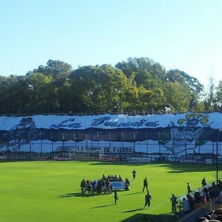 Photo taken at Estadio Juan Carmelo Zerillo (Club de Gimnasia y Esgrima de La Plata) by Hernan G. on 3/29/2013
