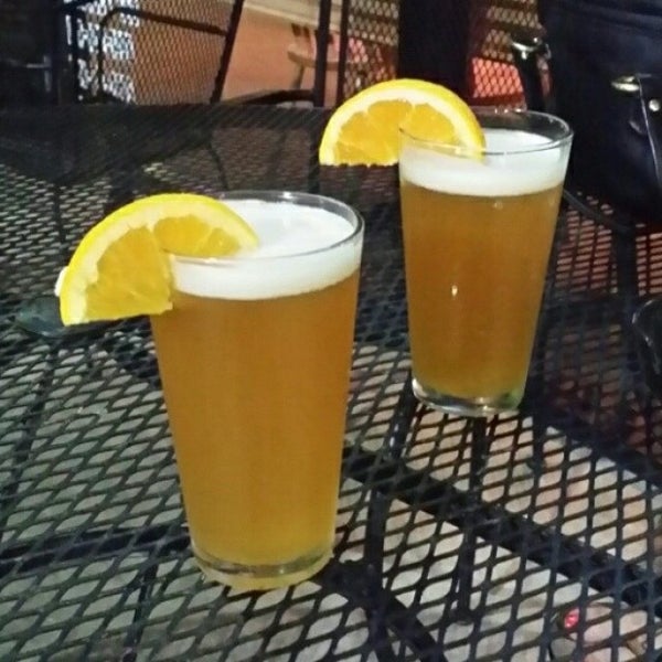 Shamrock Bar and Grille 4750 Hartland Pkwy