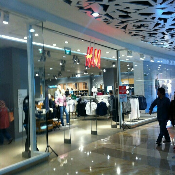 h&m sultan mall