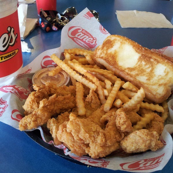 Photo taken at Raising Cane&#39;s Chicken Fingers by ᴡ D. on 4/21/2013