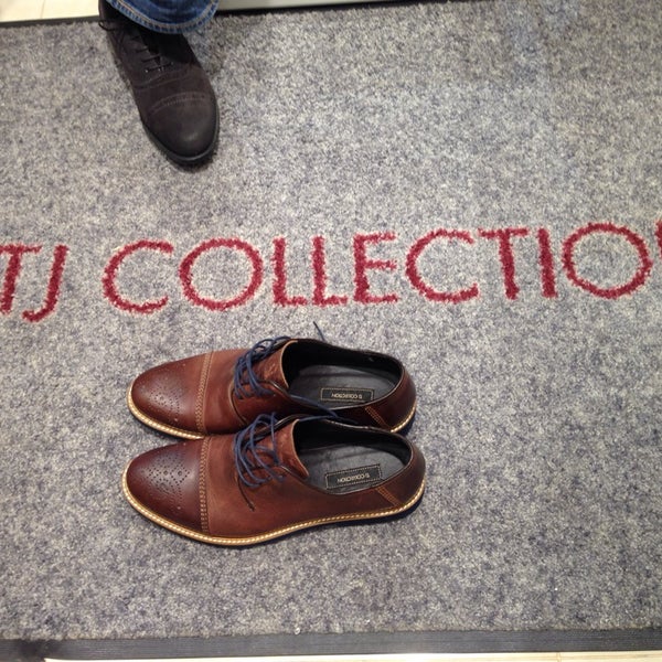 Tj collection адреса. TJ collection туфли. TJ collection Handmade обувь мужская. Балетки TJ collection.
