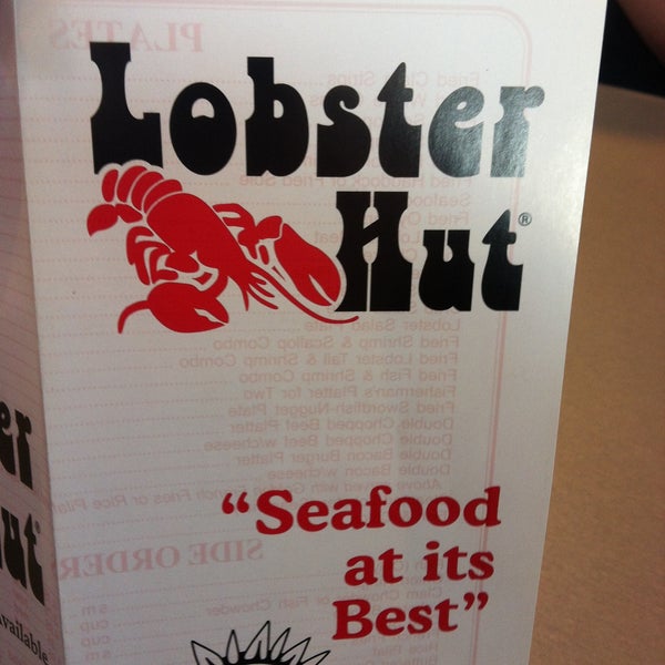 Foto diambil di Lobster Hut oleh Tonya B. pada 4/27/2013