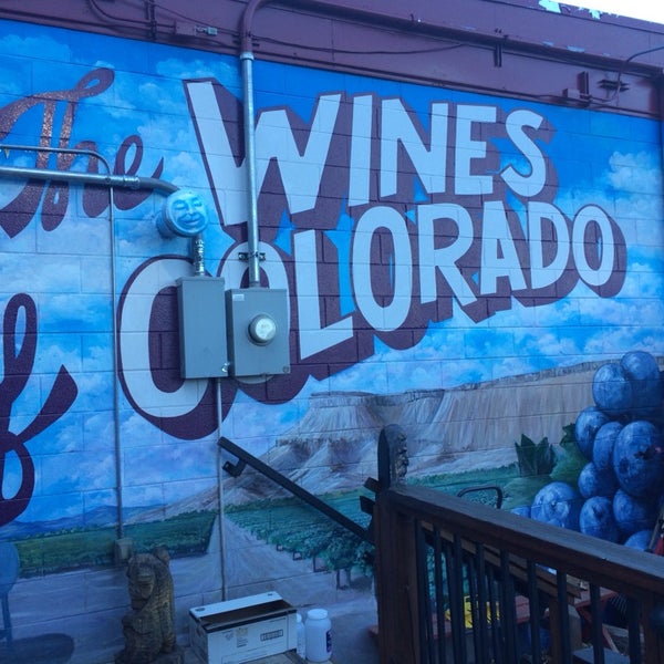 Das Foto wurde bei The Wines of Colorado von Kara S. am 11/30/2013 aufgenommen