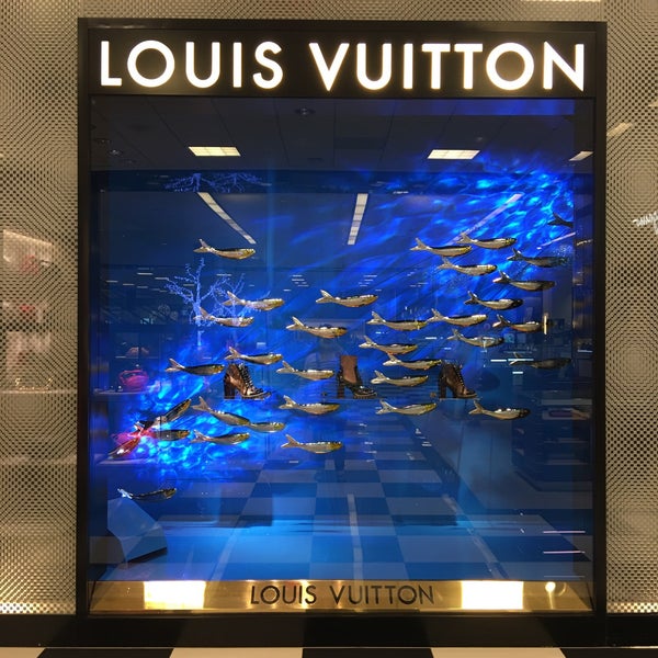 Louis Vuitton Aventura Bloomingdale's - Aventura, FL