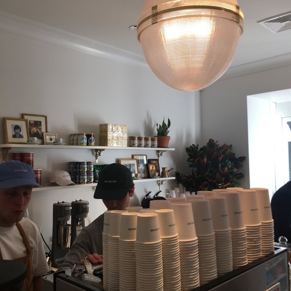 11/9/2019 tarihinde Marc S.ziyaretçi tarafından Café Leon Dore'de çekilen fotoğraf