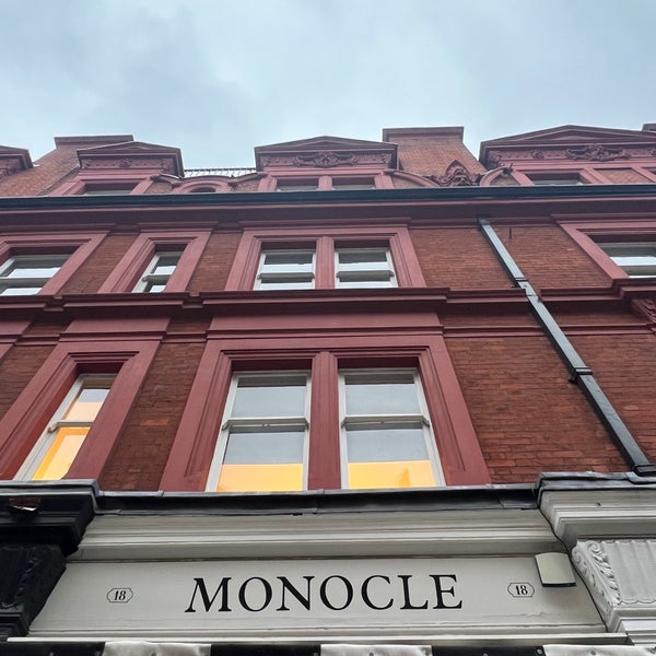 Foto tirada no(a) The Monocle Café por R.A em 8/31/2023