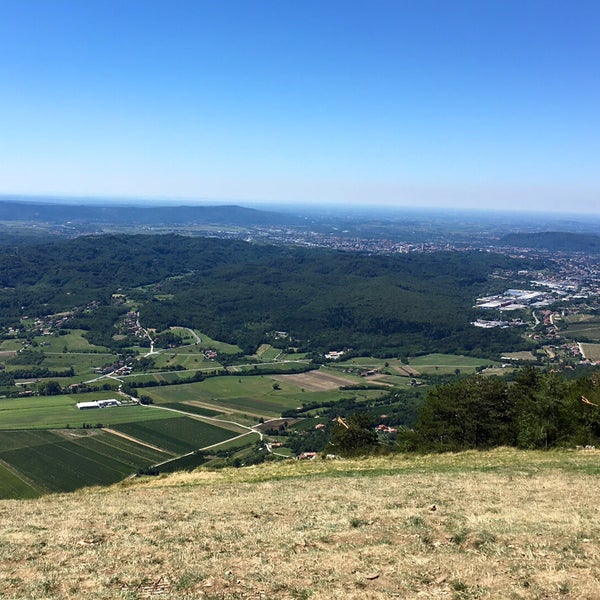 Land place. Land place. шетландские острова собаки. университетская клиника аахен. Helicopter landing.