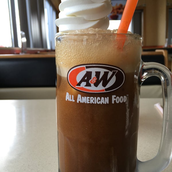 Photo taken at A&amp;W Restaurant by Dan B. on 3/20/2016