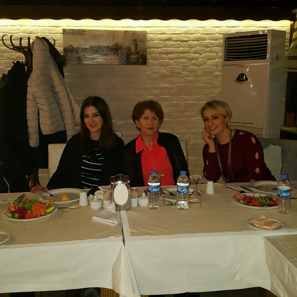 Foto diambil di Yeşiloğlu Restaurant oleh Nermin Ç. pada 1/5/2017