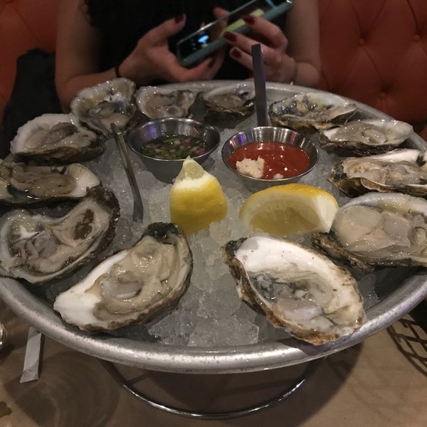 Foto tirada no(a) CajunSea &amp; Oyster Bar por Agnes W. em 5/23/2018