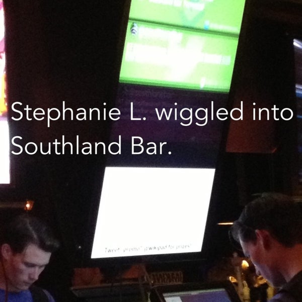 7/19/2013 tarihinde Stephieziyaretçi tarafından Southland Bar Torrance'de çekilen fotoğraf