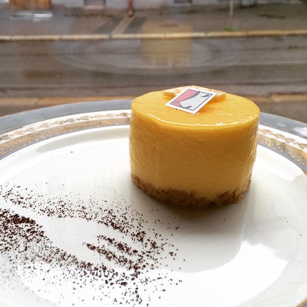 Try the Exotic Cheesecake, it's just soooo good!