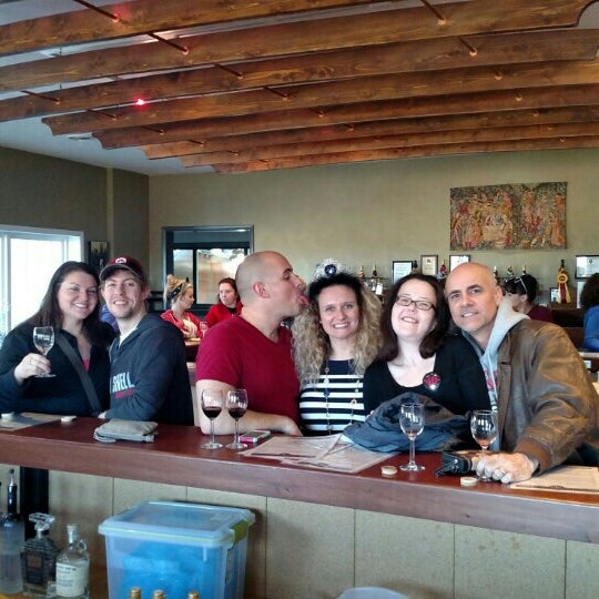 Photo taken at Five &amp; 20 Spirits / Mazza Chautauqua Cellars by Mike R. on 2/6/2016
