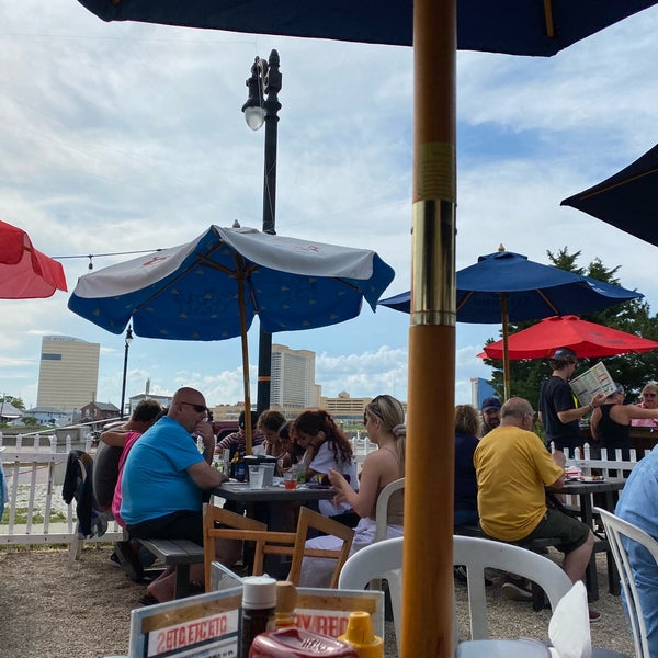 Back Bay Ale House American Restaurant in Uptown Atlantic City