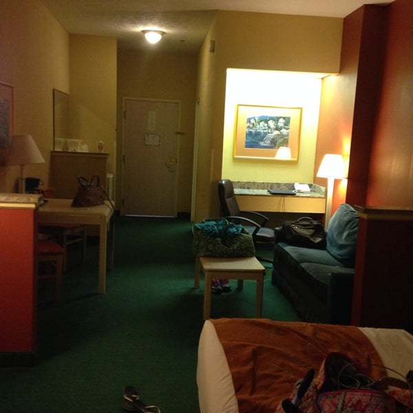 Photos At Comfort Suites At The University 2480 E Highway 501
