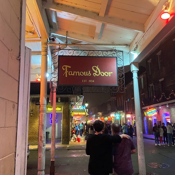 Photo taken at Famous Door by Jen P. on 12/28/2019