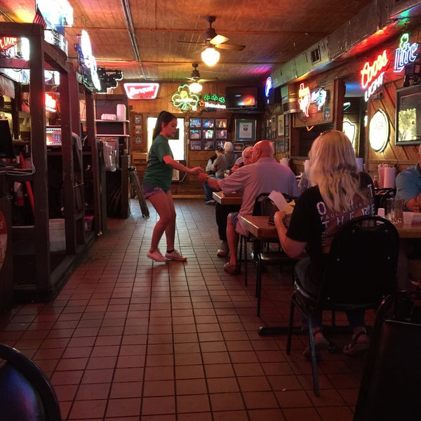 3/19/2017 tarihinde Michael D J.ziyaretçi tarafından J. Gilligan&#39;s Bar &amp; Grill'de çekilen fotoğraf