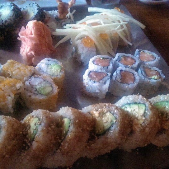 5/27/2013にBen N.がCoast Sushi Barで撮った写真