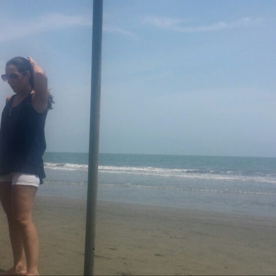 Foto tirada no(a) Playa Las Américas por Juangora em 6/21/2014