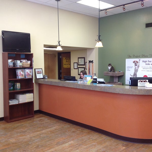 Parkside Animal Care Center Veterinarian in Green Bay