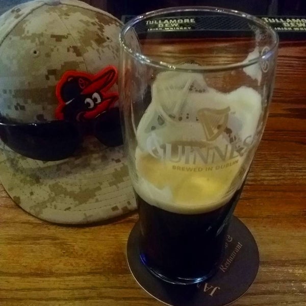 7/21/2015 tarihinde Dirty D.ziyaretçi tarafından James Joyce Irish Pub'de çekilen fotoğraf