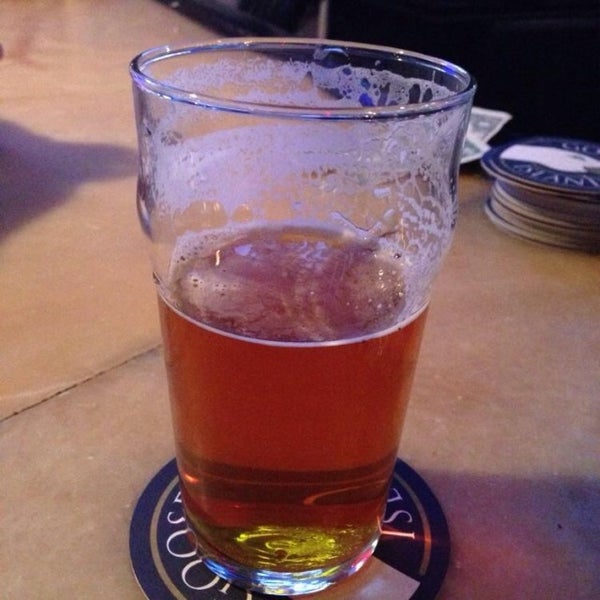 Photo taken at Windy City Ale House by Michael G. on 3/3/2014