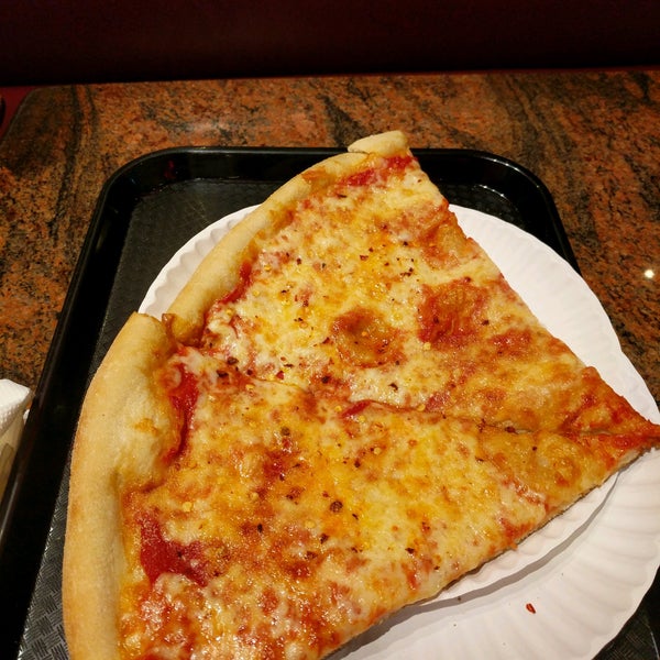 2/1/2017にMichael G.がBravo Pizzaで撮った写真