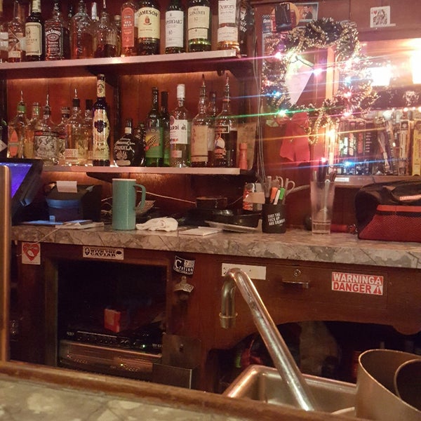 Photos at The Tin Hat Bar & Grill Phinney Ridge 20 tips