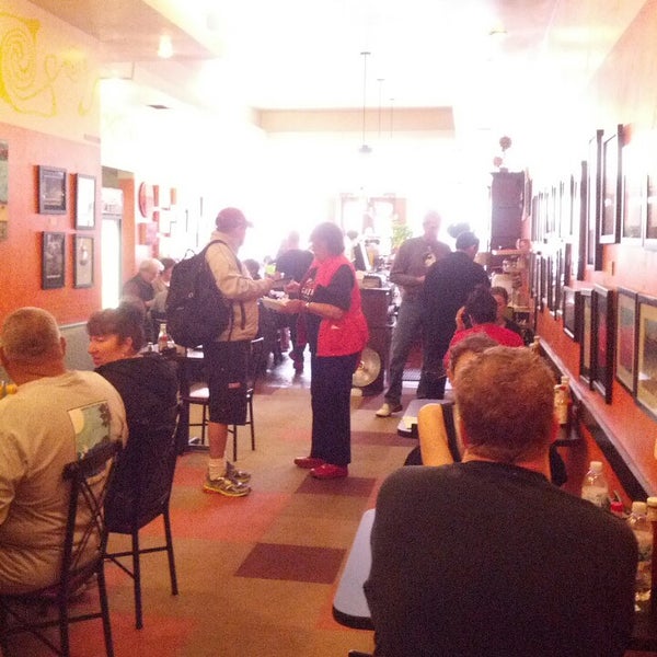 3/30/2013 tarihinde @CaptGeek (.ziyaretçi tarafından Pat&#39;s Cafe'de çekilen fotoğraf