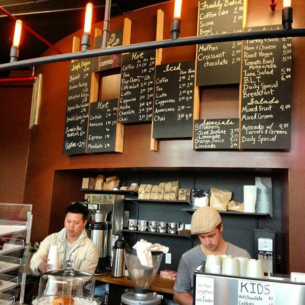 10/12/2012 tarihinde Jukay H.ziyaretçi tarafından COFFEED'de çekilen fotoğraf