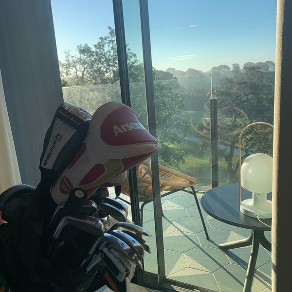 รูปภาพถ่ายที่ PGA Golf de Catalunya โดย Stein O. เมื่อ 5/4/2019