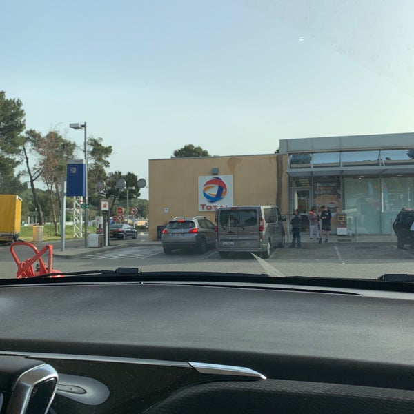 Aire Des Breguieres Sud Rest Area