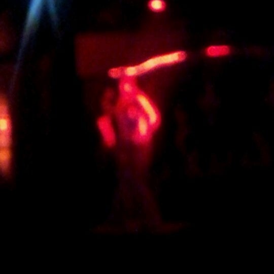 Foto tirada no(a) Neo Nightclub por Maurilio M. em 10/15/2012