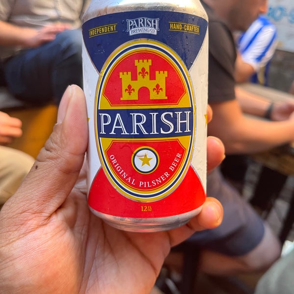 Finnegan's Easy Bar in French Quarter