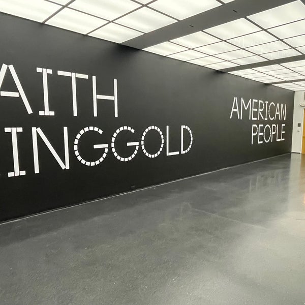 Foto diambil di Museum of Contemporary Art Chicago oleh Jaro G. pada 1/3/2024