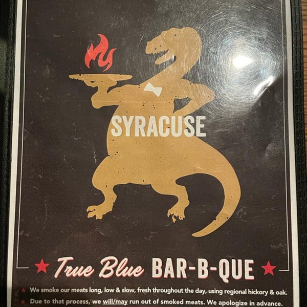 Снимок сделан в Dinosaur Bar-B-Que пользователем Pico 3/28/2023