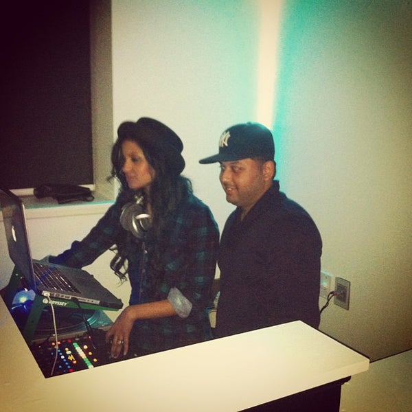 12/29/2012에 DJ BIJAL님이 Hotel BPM Brooklyn에서 찍은 사진