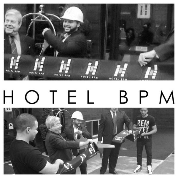 9/27/2012 tarihinde DJ BIJALziyaretçi tarafından Hotel BPM Brooklyn'de çekilen fotoğraf
