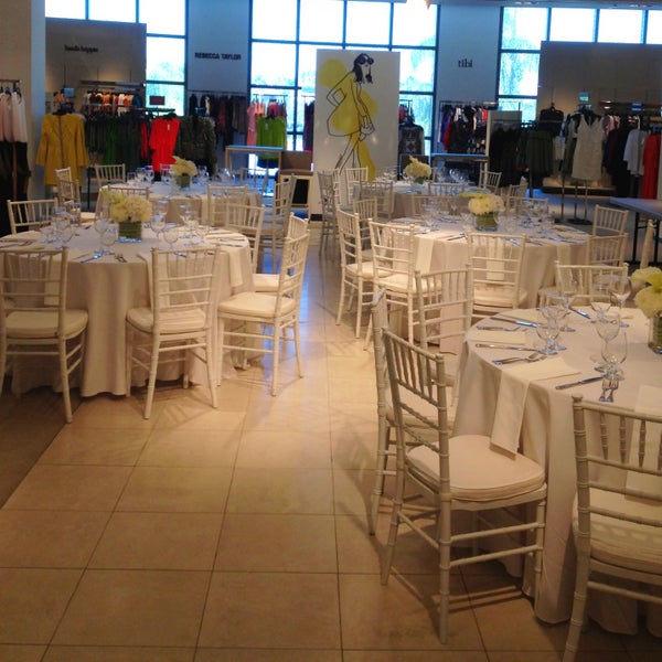 Saks Fifth Avenue Department Store in Palm Beach Gardens