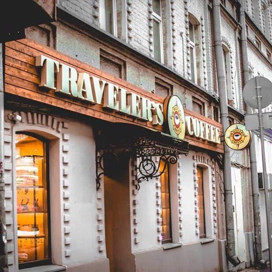 รูปภาพถ่ายที่ Traveler&#39;s Coffee โดย Traveler&#39;s Coffee เมื่อ 4/2/2016